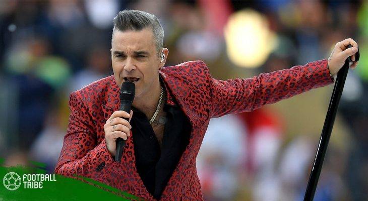 Robbie Williams: “Tôi giơ ngón tay thối để… báo giờ”