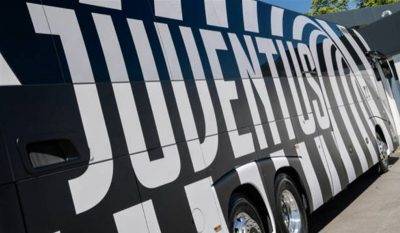 Juventus nâng tầm hình ảnh với xe bus di chuyển