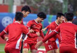 Tuyển Việt Nam không được tập ở sân đấu vòng 1/8 Asian Cup