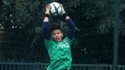 Thủ môn từng dự U20 World Cup chia tay U22 Việt Nam trước Tết