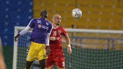 FIFA chưa cho phép V.League áp dụng VAR