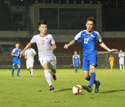 HLV Troussier: ‘U19 Việt Nam không cần thắng Guam 20-0 hay 30-0’